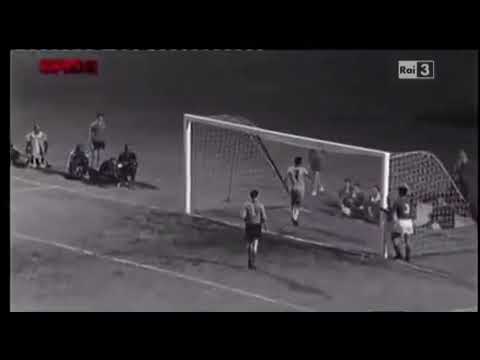 567tv x 360bet - Garrincha (Brasil) - 29/05/1958 - Fiorentina-ITA 0x4 Brasil - 1 gol