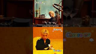 Mv ceremony similar to mv cheese Felix sitting with blonde hair and that table 🐥🤍 #felix #ceremony #