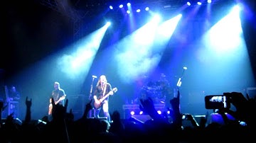 Alter Bridge - Slip To The Void Live @ Palasesto 22/10/2011