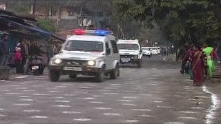 Famous Baba Ramdev and Acharya Balkrishna Car Convoy and Security - Live Video Wealth