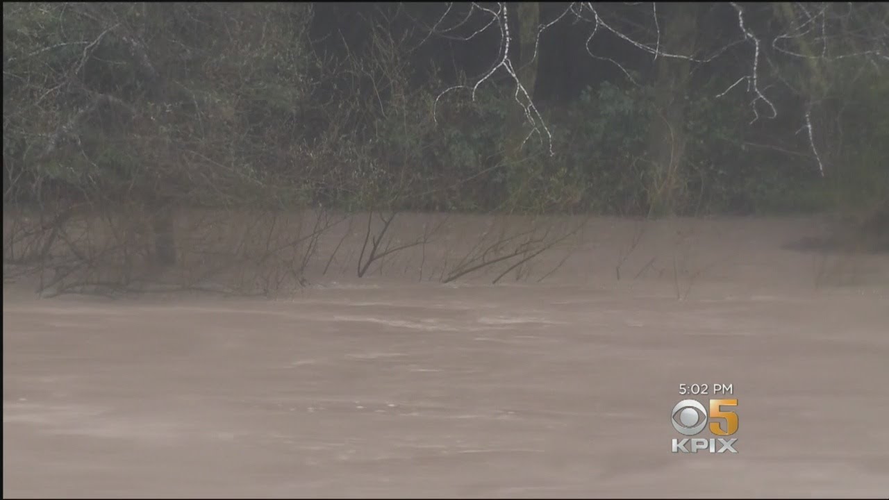 Atmospheric River Drenches North Bay, Towns Along Russian River Evacuated - YouTube