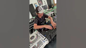 Is This Mashup Genius Or Madness Dj ELFIGO 