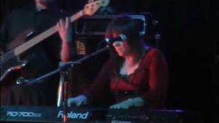 CHRIS MAWER BAND @ BROADBEACH( 05-2010) #2SONGS