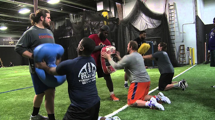 Jon Stinchcomb Coaching O-Line at  Chip Smith Perf...