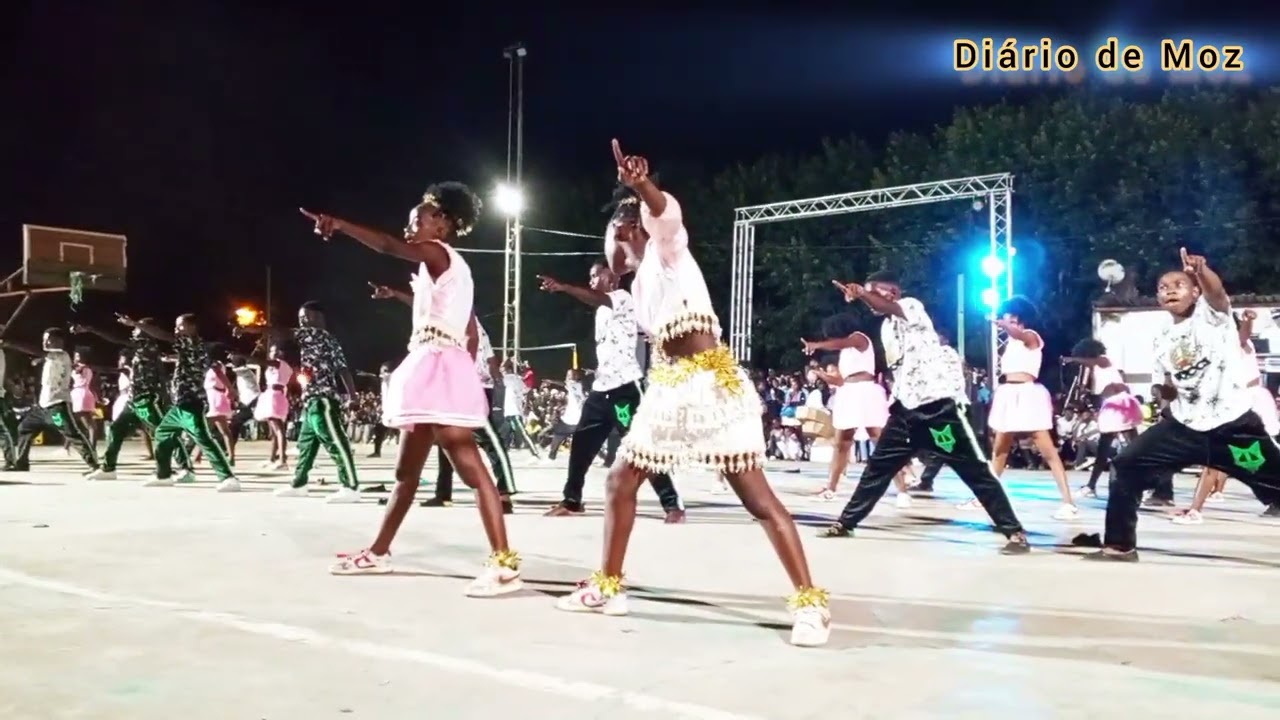 Carrocel de Samba grupo vencedor do carnaval CHIMOIO 2024