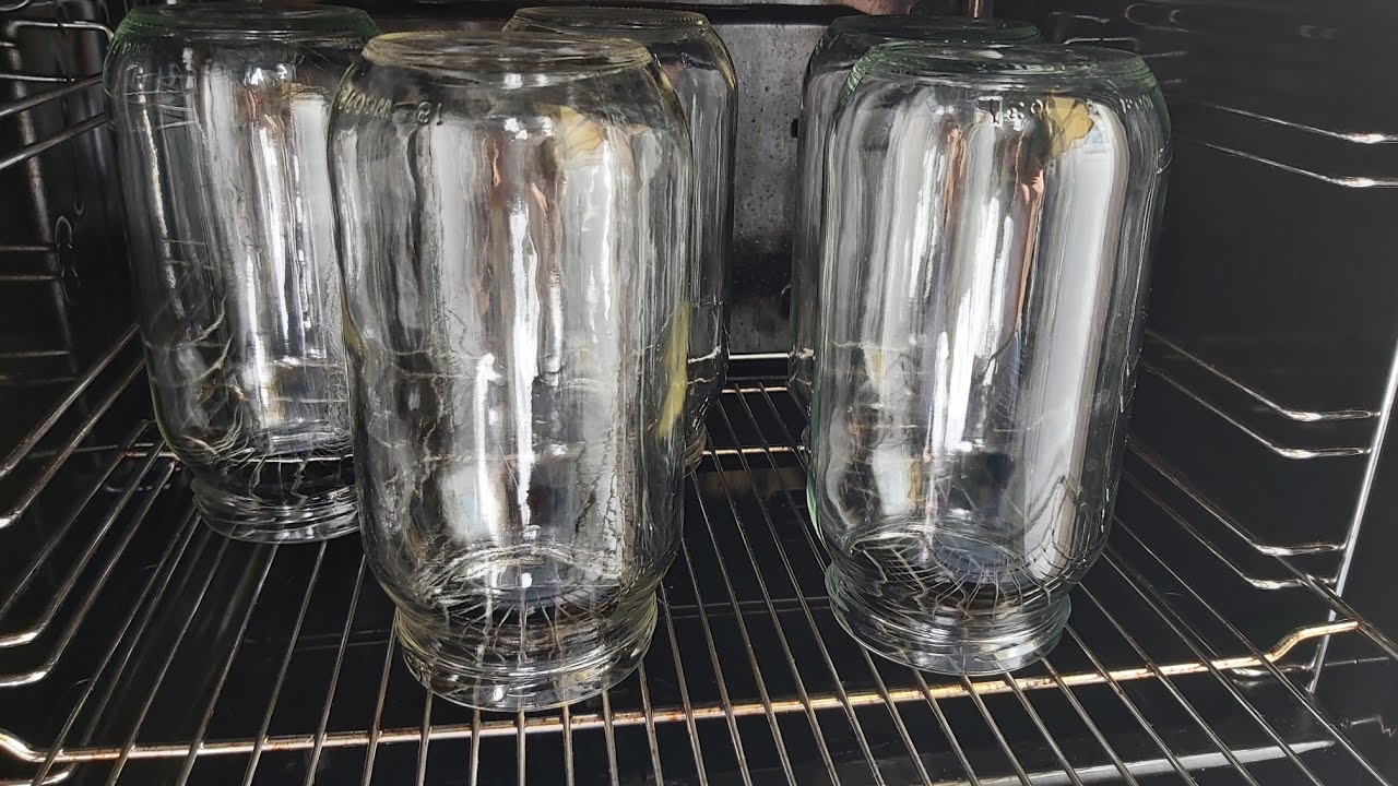 КАК СТЕРИЛИЗОВАТЬ БАНКИ в духовке? Самый ПРОСТОЙ, НАДЕЖНЫЙ и БЫСТРЫЙ СПОСОБ! How to sterilize jars