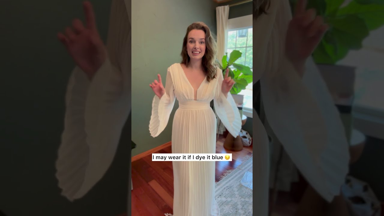 I Knew This 45 Wedding Dress Was A Scam So Bought It Here S What They Sent 