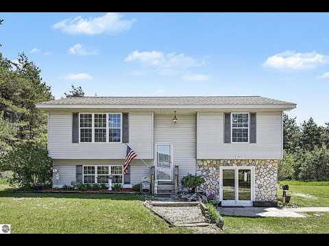 9933 Summit City Road, Kingsley, MI home video tour