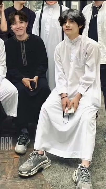 Kim Taehyung Muslim look is so beautiful mashallah 💕❤️🥺#bts #v #youtubeshort