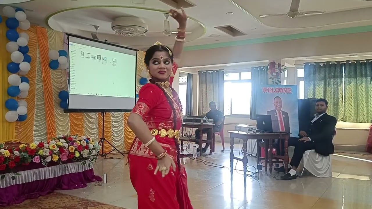 সুন্দর একটি নৃত্য