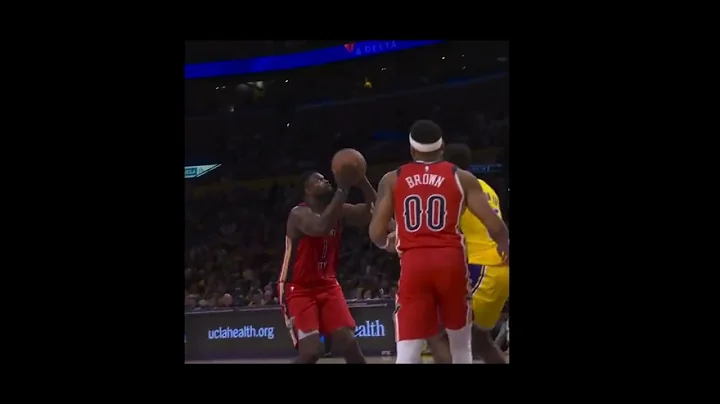 Zion Williamson Delivers an Unbelievable Statue of Liberty Poster Slam! #nba #highlights #basketball