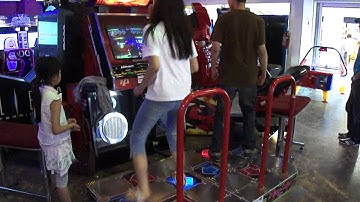 A - Basic / Expert - DS/DDR Scheveningen Hommerson Funland arcade