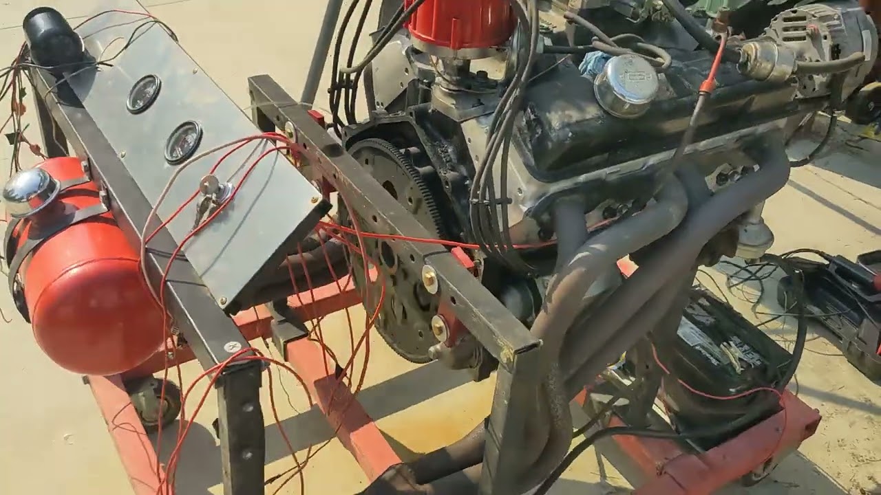 Chevy 350 running on engine stand
