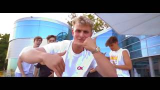 it's everyday bro but everytime he says everyday bro it gets amplifyed by 3 db