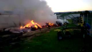 Un incendio calcina una nave en la parroquia de Gullade (Monforte)