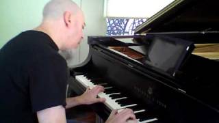 Jordan Rudess plays 