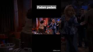 @kylieminogue  #padampadam #padam #friends #rachelgreen #monicageller