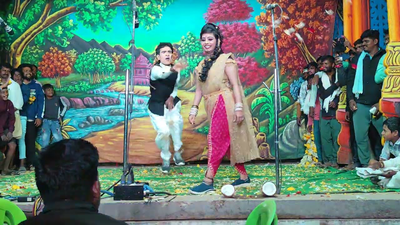 ರಬರು ಗಾಜು ರಬ್ಬರು ಗಾಜು ಡ್ರಾಮಾ ಸಾಂಗ್ ಹೊಸಹಳ್ಳಿ | ಯಾರು ಮಿಸ್ ಮಾಡದೇ ನೋಡಿ ಸೂಪರ್ ಡೂಪರ್ ಡಾನ್ಸ್ ತಿಲಕ್ ಹೊಸಹಳ್ಳಿ