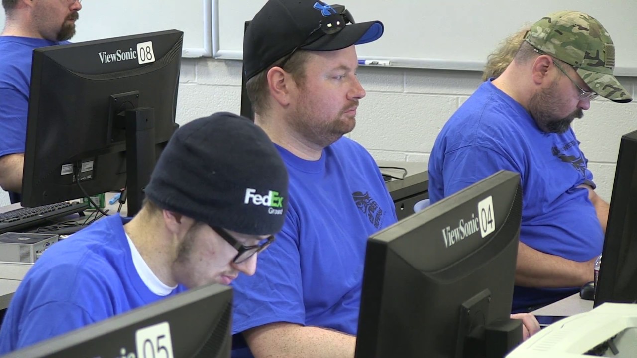 IWCC Tech Students Battle Online - YouTube