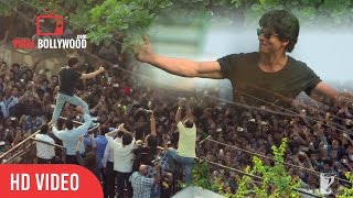 Srk Fans Goes Crazy Outside Mannat Shah Rukh Khan King Khan Badshah Khan
