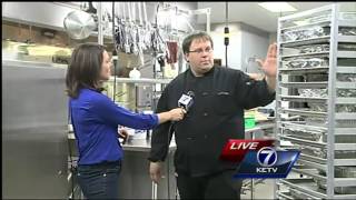 Chef prepares over 1500 free Thanksgiving Day meals