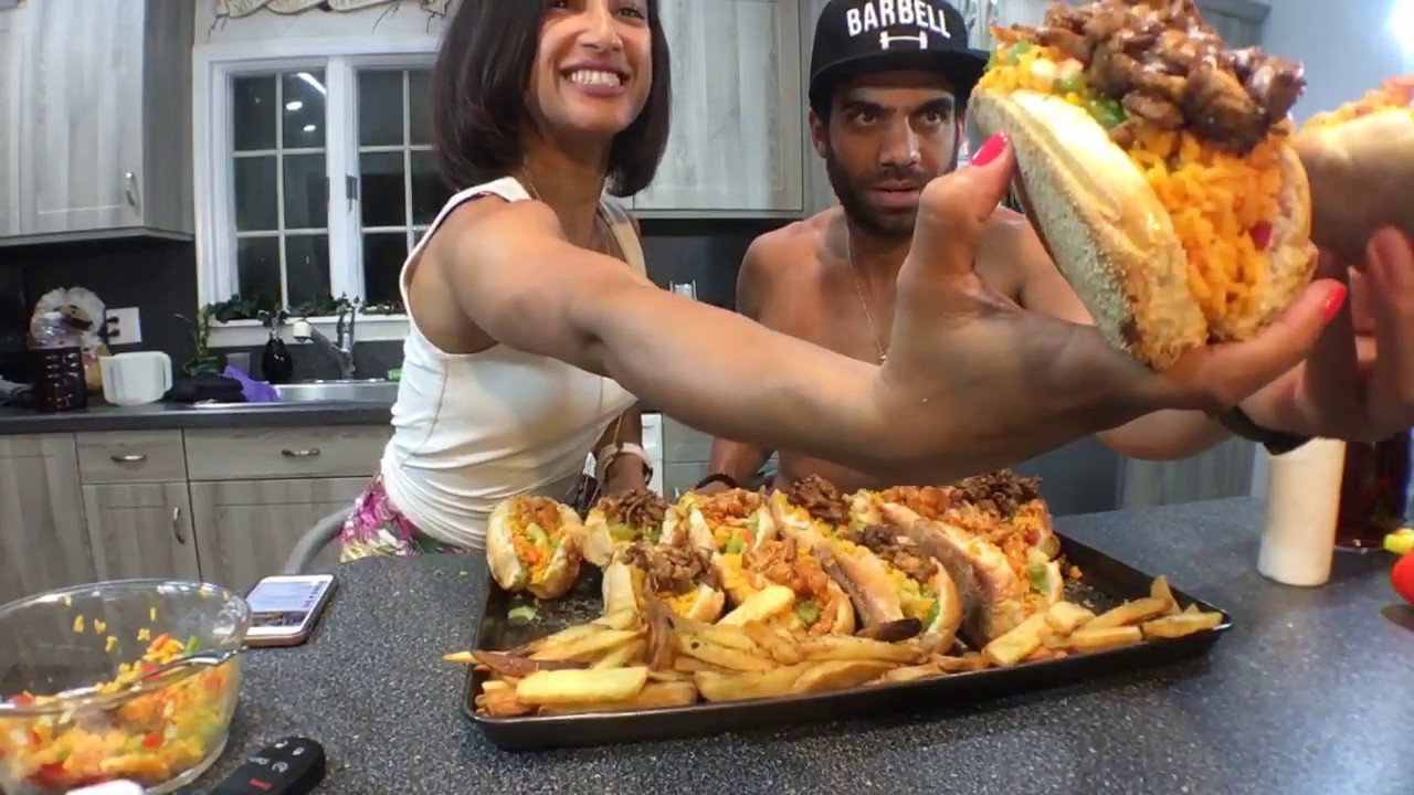 Chicken and rice sandwich time w/ BigJenni - YouTube