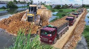Nicely The Project Achieve 70% Building New Road By Bulldozer SHANTUI Pouring Stone, 25Ton Truck