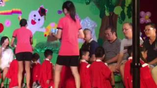 1050716三民畢業生奉茶