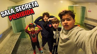ENTRAMOS EM UMA SALA PRIBIDA NO CONDOMINIO