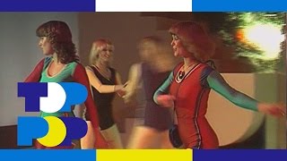 Video thumbnail of "Dolly Dots - Rollerskating • TopPop"