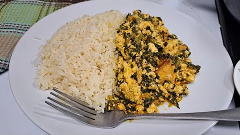 How To Prepare Delicious Egusi soup And chicken Breast  #Egusisoup #Africanfood