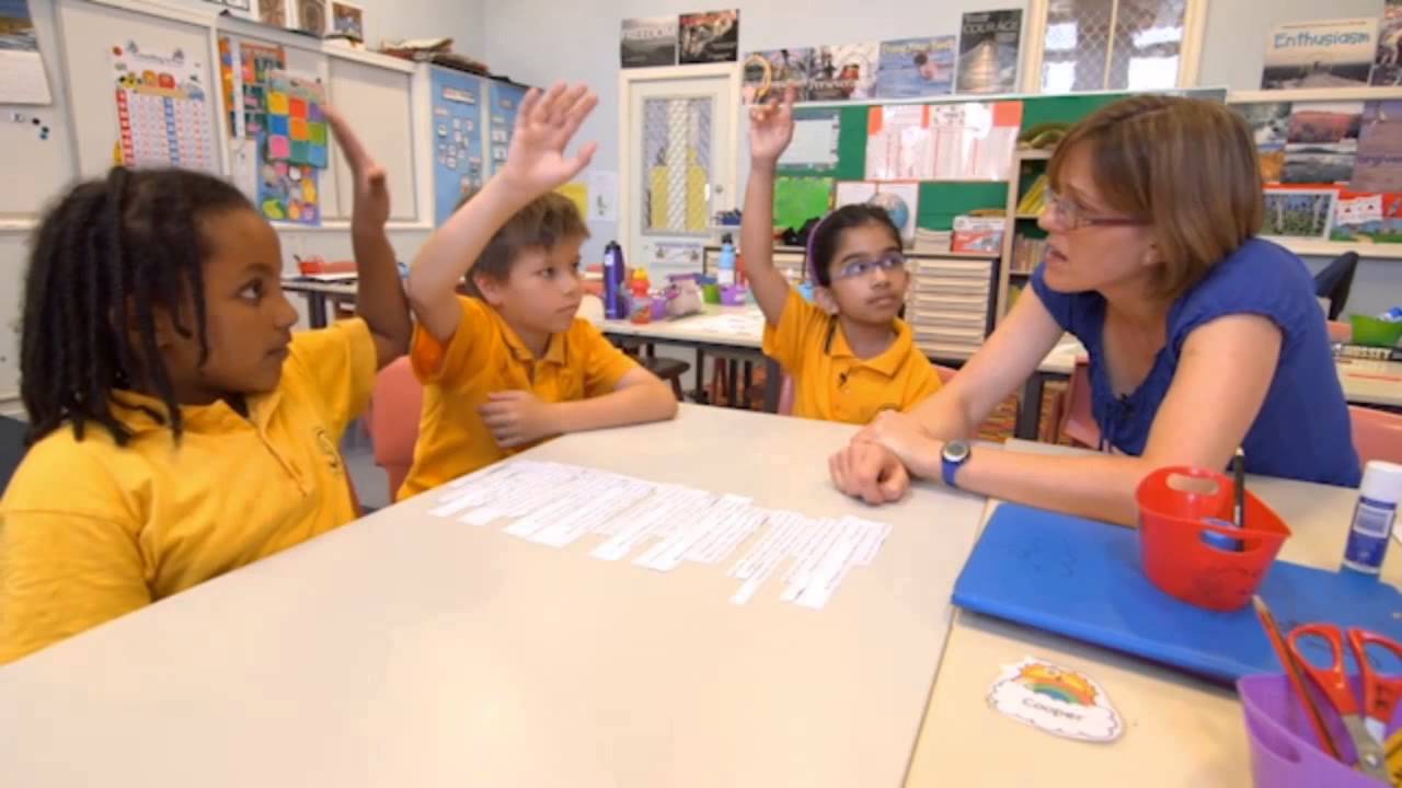 Analysing language in narrative texts