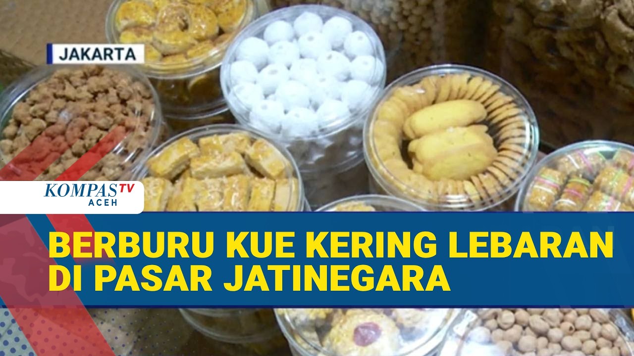 Jelang Lebaran, Warga Ramai Cari Kue Kering di Pasar Jatinegara