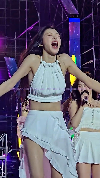 YooA - Shot me