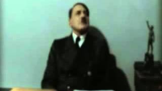 Hitler watches the nayn cat Resimi