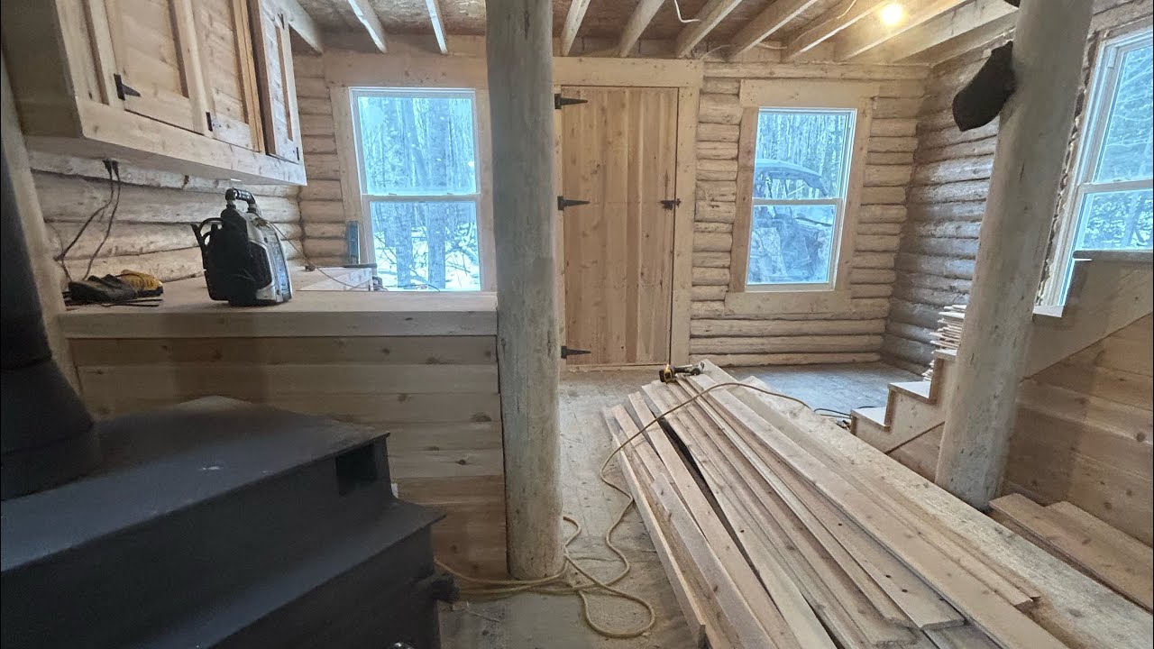 Building an off grid log cabin alone in the Canadian forest, wildlife ...