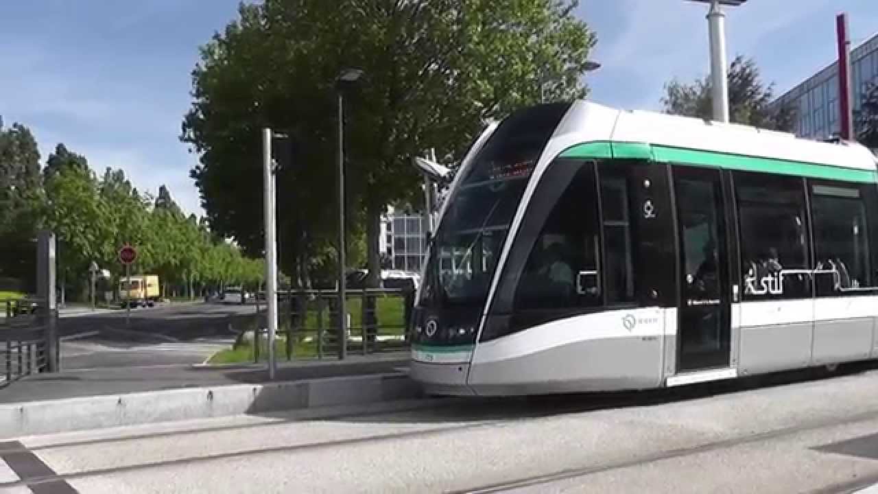 Tramway T7 Villejuif - Orly Aéroport - Athis Mons (2) with Concorde