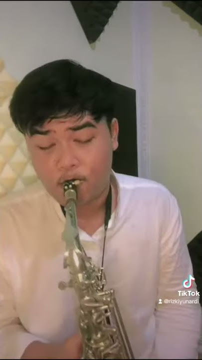 BERTAUT-NADIN AMIZAH (cover saxophone) by rizki yunardi