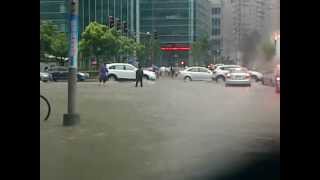 Shanghai Typhoon1 20120808