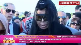Bülent Ersoy, Oya Aydoğan'ın Mezarı Başından Ayrılamadı