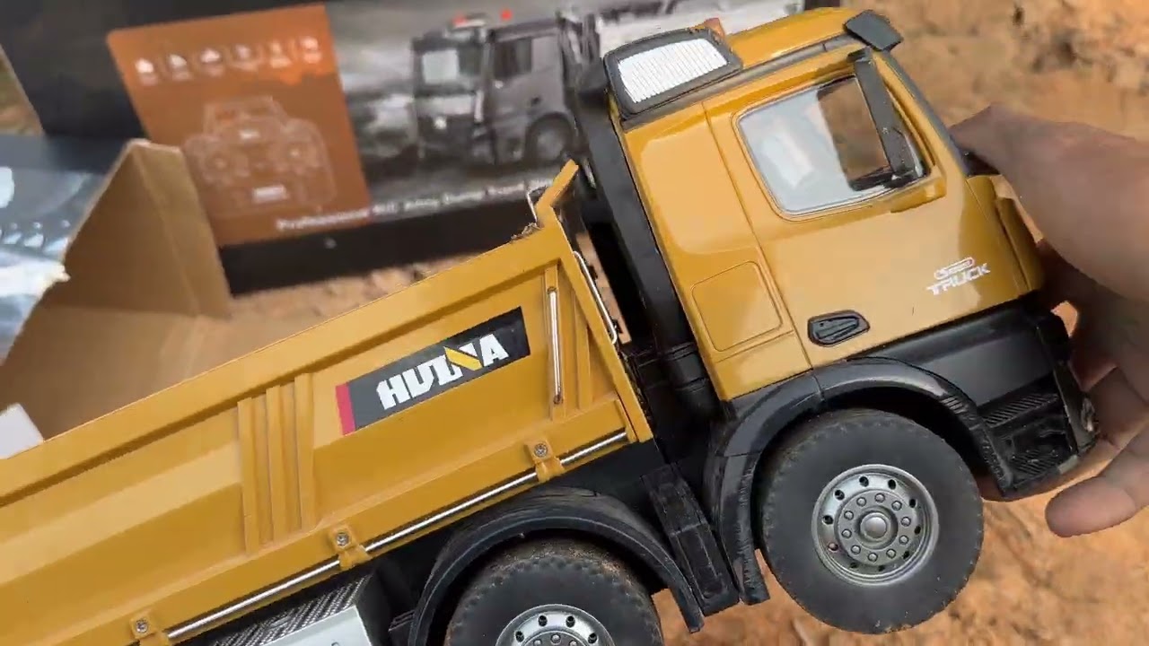 Unboxing the Unlimited Yellow Dump Truck