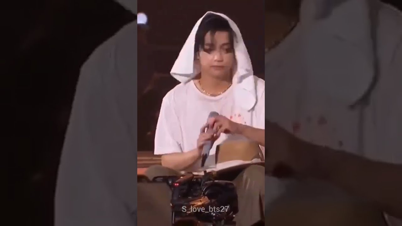 why he so fucking hot 🥵🥵🔥👅#bta #btsedits #btsv #taehyung #taekook #viral #shorts #vegas#vff #viminh