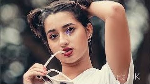 How To Joint Picture Editing change green Background in Photoshop cc.#Faria Tech 4k #ps tech