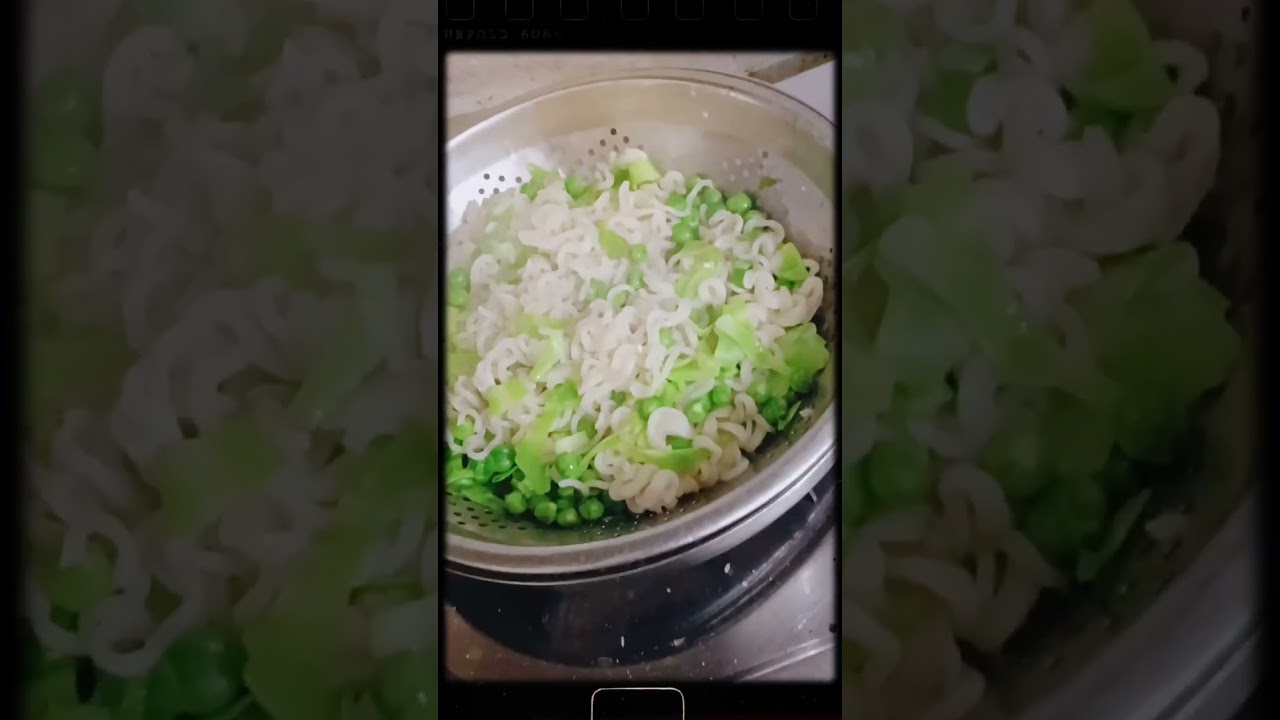 [How to make  homemade maggie. 🍜] Masala Maggi 