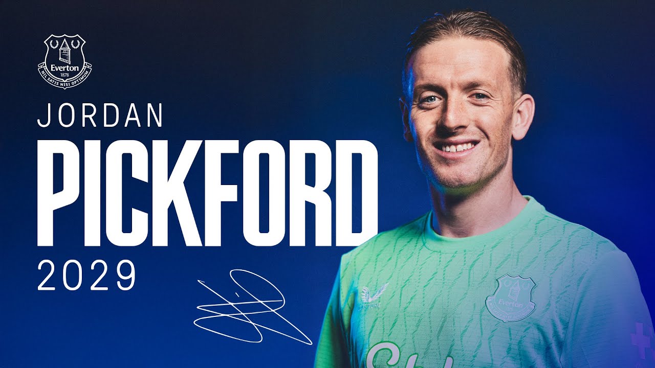 Jordan Pickford signs new Everton contract! ✍️