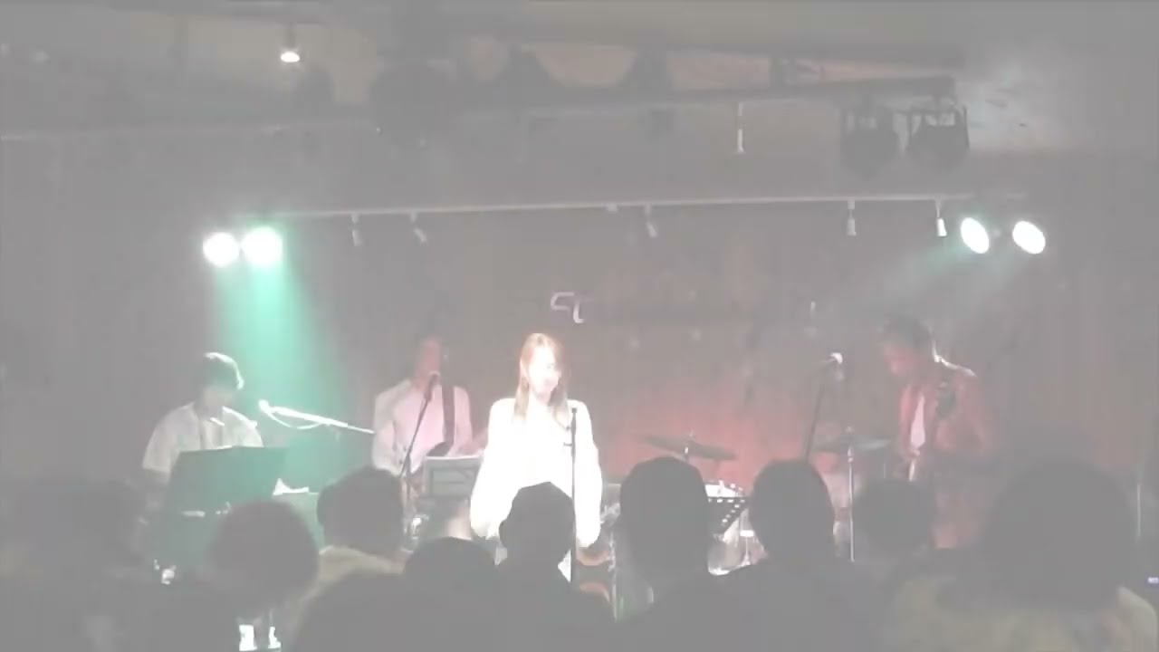 戦場の花 Senjyo no Hana / CHiCO with HoneyWorks - YouTube