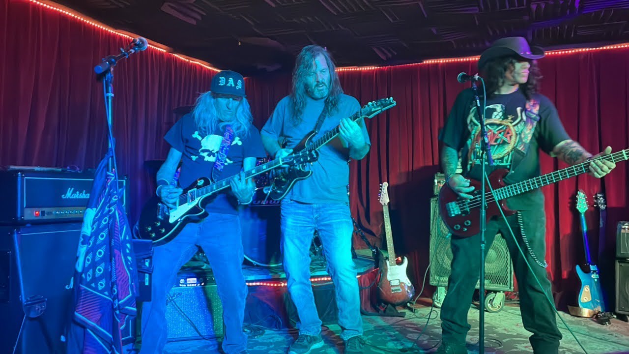 #SinCity (AC/DC) performed by DAS Band & David DeGeeter @ SNS - YouTube