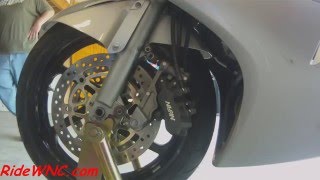 6th Generation VFR800 Front Wheel Removal