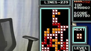 improved my pb by 100 points 💀💀💀💀💀 1,199,780 [former PB] - NES Tetris