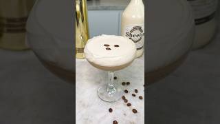 White chocolate espresso martini #cocktail #espresso #coffee #chocolate